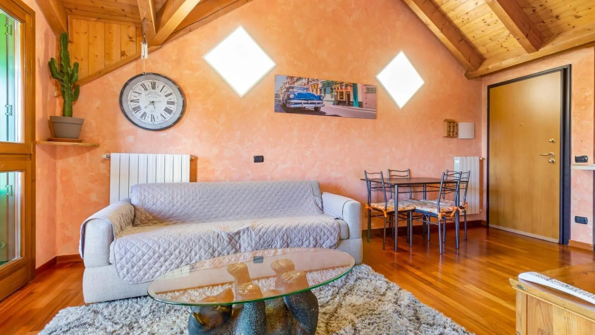 Apartment Lovely Orange House Viggiu Italy